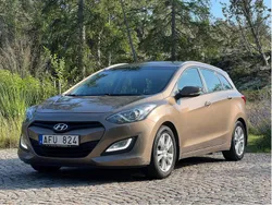 Brun Begagnad 2014 Hyundai i30 Kombi | 52 800 kr (Marknadspris)