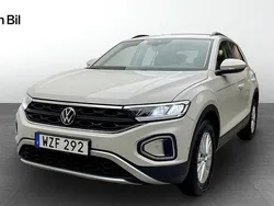 Grå (ascot grey) Begagnad 2022 VW T-Roc Life SUV | 214 900 kr (Marknadspris)