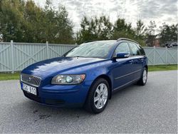Blå Begagnad 2007 Volvo V50 Kombi | 73 000 kr (Lite dyr)