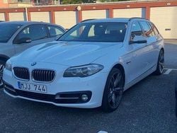 Vit Begagnad 2014 BMW 520 M Sport Kombi | 110 000 kr (Bra pris)