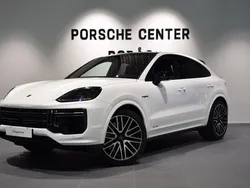 Vit (white) Ny 2025 Porsche Cayenne Turbo E-Hybrid SUV | 2 330 900 kr