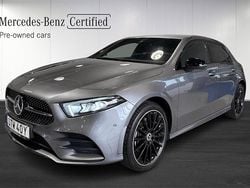 Mörkgrå (grey) Begagnad 2022 Mercedes A250 Advanced Halvkombi | 329 900 kr (Marknadspris)