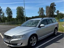 Silver Begagnad 2015 Volvo V70 Momentum Kombi | 80 000 kr (Marknadspris)