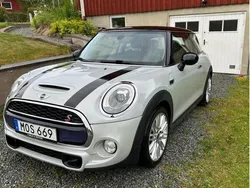 Silver Begagnad 2016 Mini Cooper S Halvkombi | 175 000 kr (Marknadspris)