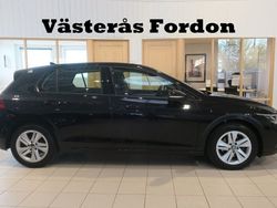 Svart Begagnad 2020 VW Golf VII Halvkombi | 195 900 kr (Marknadspris)