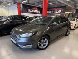 Grå Begagnad 2014 Ford Focus Titanium Halvkombi | 69 900 kr (Lite dyr)