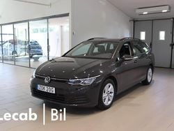 Grå (urano grey) Begagnad 2022 VW Golf VIII Life Kombi | 234 500 kr (Bra pris)