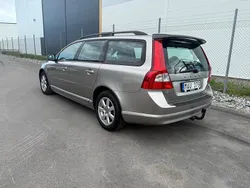 Brun Begagnad 2012 Volvo V70 Kinetic Kombi | 69 999 kr (Superpris)