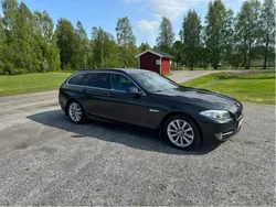 Grå Begagnad 2013 BMW 530 Kombi | 149 000 kr (Superpris)