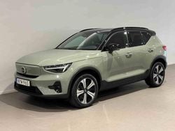 Grön Begagnad 2023 Volvo XC40 Single Motor SUV | 344 500 kr