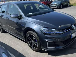 Grå Begagnad 2020 VW Golf VII GTE Halvkombi | 245 000 kr (Marknadspris)