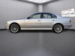 Ljusgrå Begagnad 2001 BMW 520 Sedan | 40 000 kr (Marknadspris)
