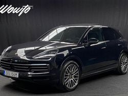 Svart (jet black metallic) Begagnad 2022 Porsche Cayenne Platinum Edition SUV | 799 800 kr (Bra pris)