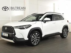 Vit Begagnad 2024 Toyota Corolla Cross Style SUV | 359 900 kr