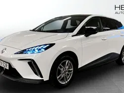 Vit (white) Begagnad 2022 MG MG4 EV Luxury Halvkombi | 279 900 kr (Lite dyr)