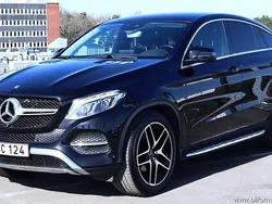 Svart samma som bilen Begagnad 2015 Mercedes GLE350 Sportkupé | 399 500 kr (Marknadspris)