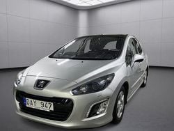 Grå Begagnad 2013 Peugeot 308 Halvkombi | 69 900 kr (Bra pris)