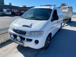 Vit Begagnad 2005 Hyundai H-1 Minibuss | 45 900 kr