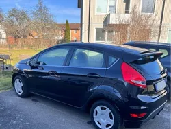 Svart Begagnad 2012 Ford Fiesta Titanium Halvkombi | 46 000 kr (Marknadspris)