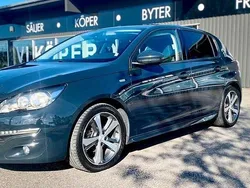 Mörkgrå (grå) Begagnad 2016 Peugeot 308 Halvkombi | 99 900 kr (Marknadspris)