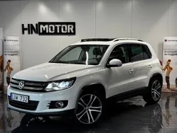 Vit Begagnad 2011 VW Tiguan Sportline SUV | 124 900 kr (Marknadspris)