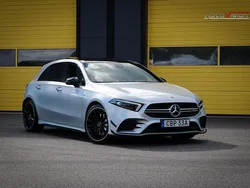 Silver Begagnad 2019 Mercedes A35 AMG AMG Halvkombi | 379 900 kr (Lite dyr)
