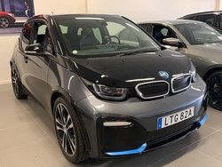 Grå Begagnad 2020 BMW i3 Halvkombi | 220 000 kr (Marknadspris)