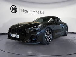 Röd/orange Begagnad 2023 BMW Z4 M Sport Cab | 639 900 kr (Marknadspris)