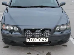 Grå Begagnad 2004 Volvo S60 Sedan | 32 000 kr (Marknadspris)