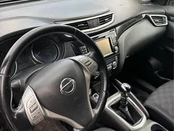 Vit Begagnad 2015 Nissan Qashqai SUV | 95 100 kr (Bra pris)