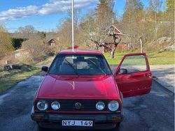 Begagnad 1988 VW Golf II Halvkombi | 15 000 kr