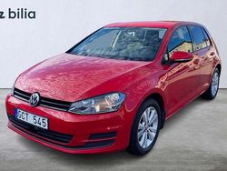 Röd Begagnad 2014 VW Golf VII Halvkombi | 104 900 kr (Marknadspris)
