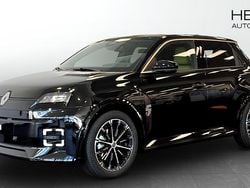 Svart (black) Ny 2025 Renault R5 Iconic Halvkombi | 409 900 kr (Marknadspris)