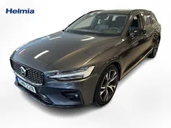 Grå Begagnad 2023 Volvo V60 Plus Kombi | 374 900 kr (Marknadspris)