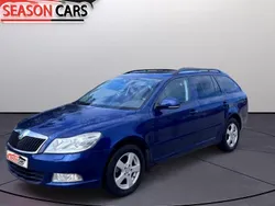 Mörkblå Begagnad 2011 Skoda Octavia Elegance Kombi | 64 900 kr (Marknadspris)