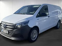 Begagnad 2024 Mercedes e-Vito Minibuss | 479 900 kr
