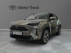 Grön Ny 2024 Toyota Yaris Cross Style SUV | 359 900 kr (Marknadspris)