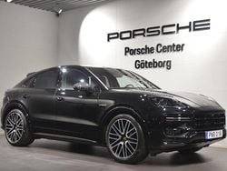 Svart Begagnad 2024 Porsche Cayenne Turbo SUV | 1 949 000 kr