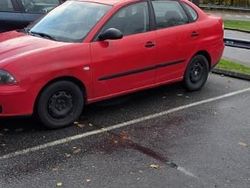 Röd Begagnad 2003 Seat Cordoba Sedan | 14 999 kr