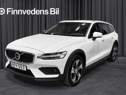 Vit Begagnad 2022 Volvo V60 CC Kombi | 279 800 kr (Bra pris)