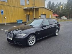 Svart Begagnad 2011 BMW 325 Kombi | 72 000 kr (Bra pris)
