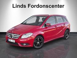 Röd Begagnad 2012 Mercedes B180 Minibuss | 56 000 kr (Marknadspris)