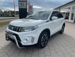 Vit Begagnad 2023 Suzuki Vitara SUV | 216 000 kr (Marknadspris)