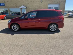 Röd Begagnad 2017 BMW 218 Gran Tourer Minibuss | 129 500 kr (Superpris)