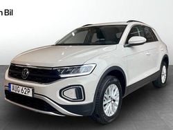 Grå (ascot grey) Begagnad 2022 VW T-Roc Life SUV | 259 900 kr (Marknadspris)