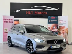 Grå Begagnad 2020 Volvo V60 Momentum Kombi | 264 900 kr (Marknadspris)