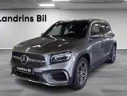 Mörkgrå Begagnad 2023 Mercedes GLB220 AMG Line Premium SUV | 469 000 kr (Marknadspris)