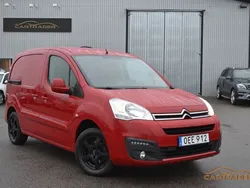 Röd Begagnad 2015 Citroën Berlingo Minibuss | 99 900 kr (Lite dyr)