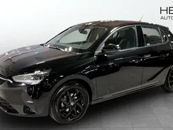 Svart (black) Begagnad 2022 Opel Corsa Design & Tech Halvkombi | 164 900 kr (Marknadspris)