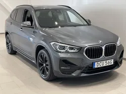 Grå Begagnad 2021 BMW X1 Sport Line SUV | 279 900 kr (Bra pris)